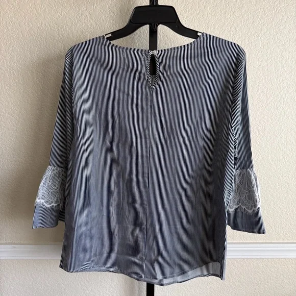 New York & Company Navy White Stripe Lace Bell Sleeve Blouse Medium Boho Keyhole - Picture 3 of 8